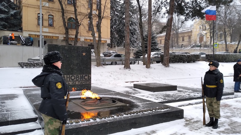 Митинг у мемориала &amp;quot;Огонь Вечной Славы&amp;quot;.